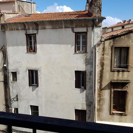 Ajaccio Vielle Ville Imperiale Grand Studio Pour 3 A 4 Personnes A Proximite Du Port Et Des Plus Belles Plages Exterior photo